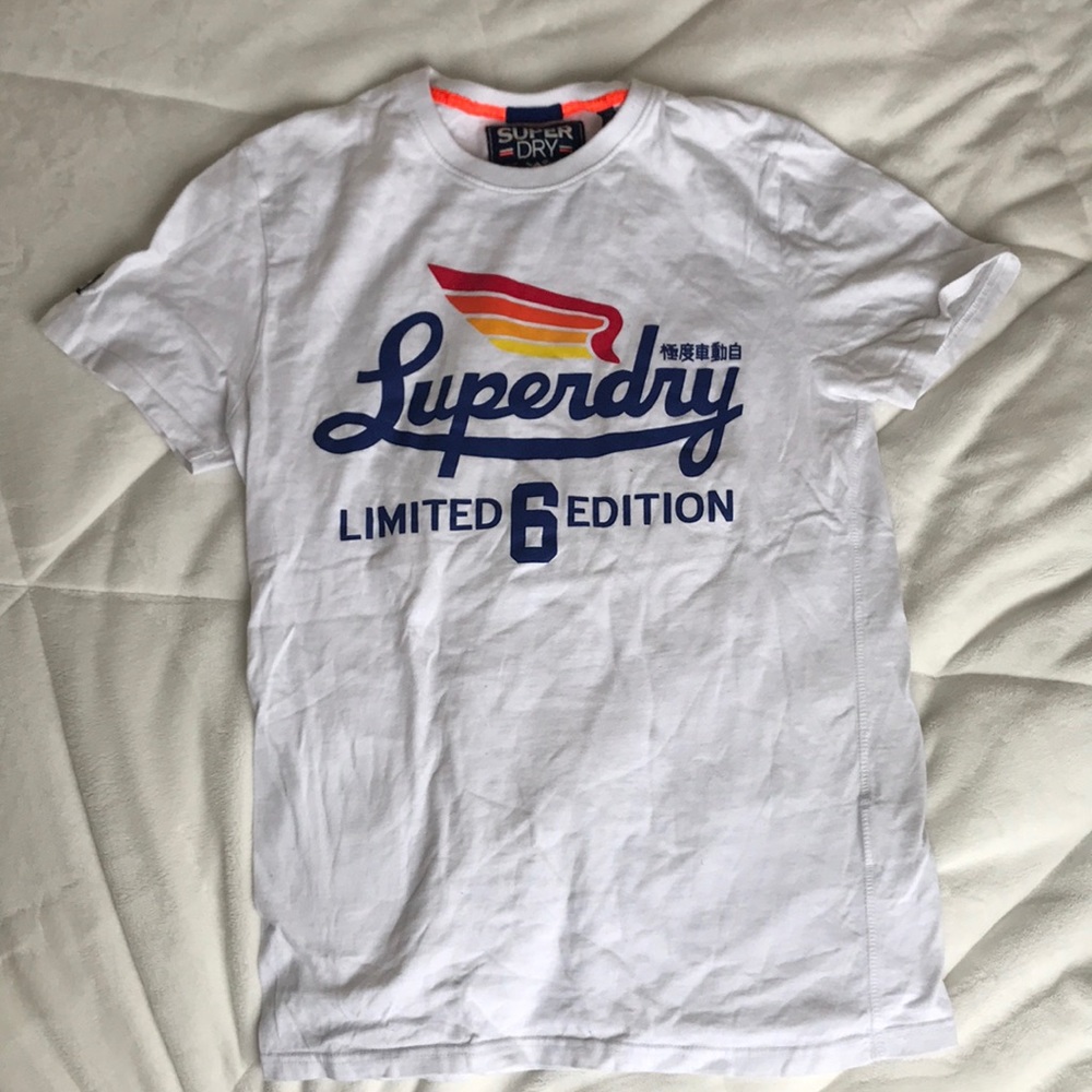 NWOT Superdry white t shirt medium blue red